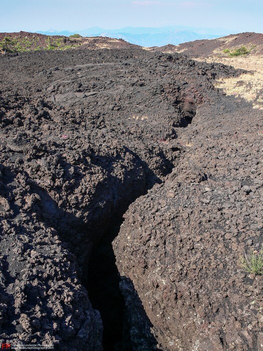 spaccatura alla base di monte nero